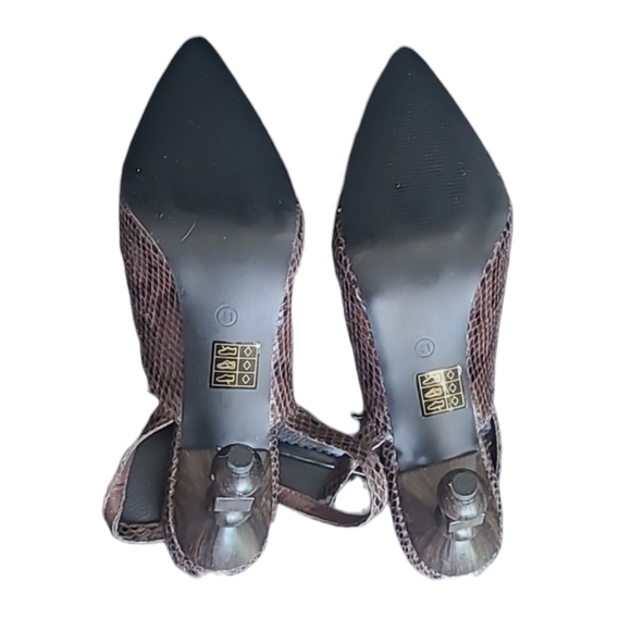 Mid Heels - Picture 5 of 5